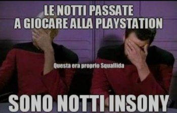 Giocare alla playstation